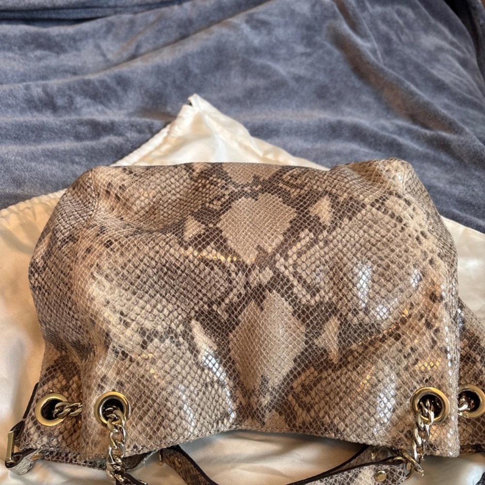 Michael Kors Tan Snake Print Shoulder Bag - Picture 2 of 5